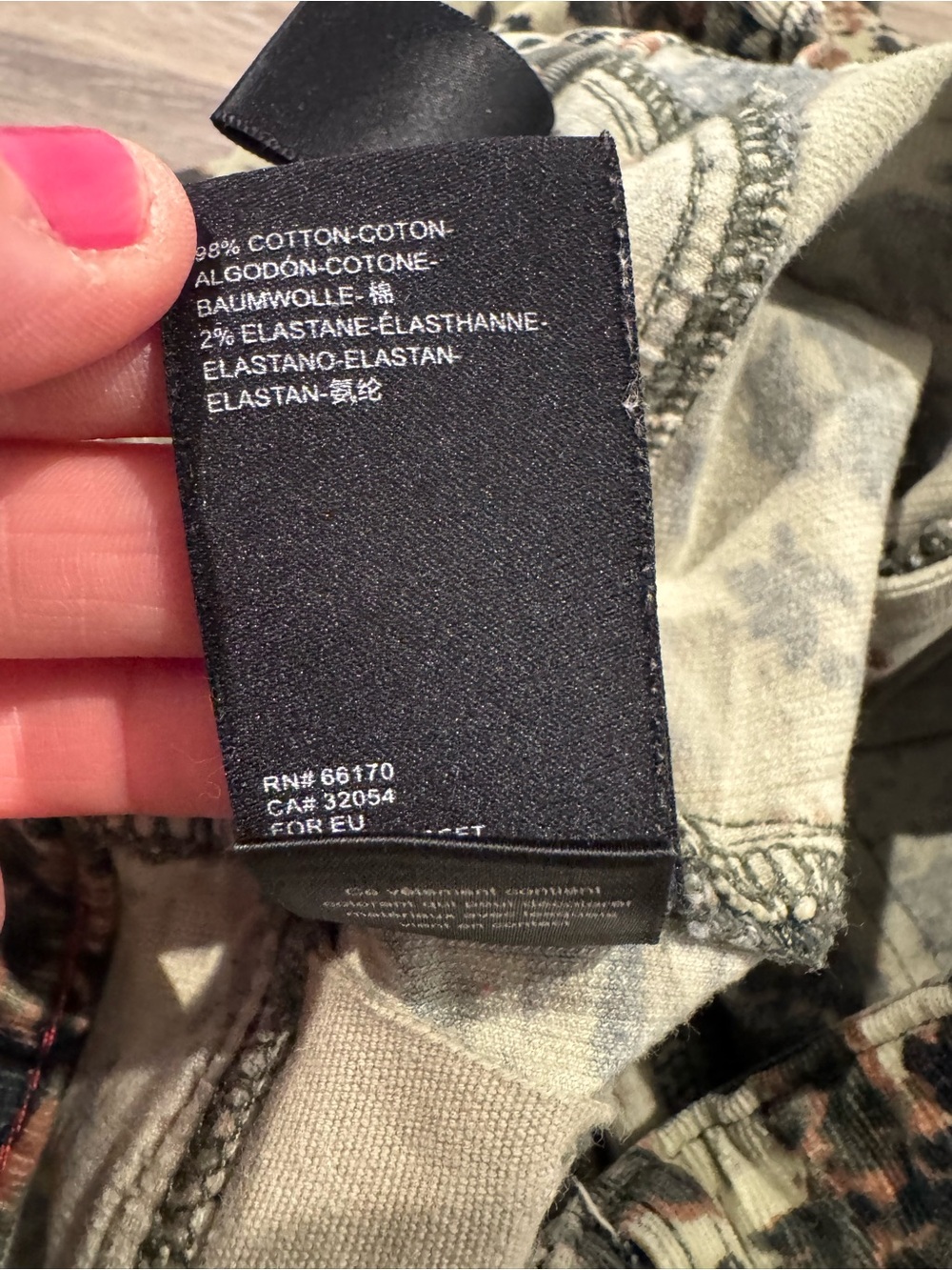 Anthropologie Pilcro high-rise skinny camo corduroy pants w/ texture - Picture 8 of 10